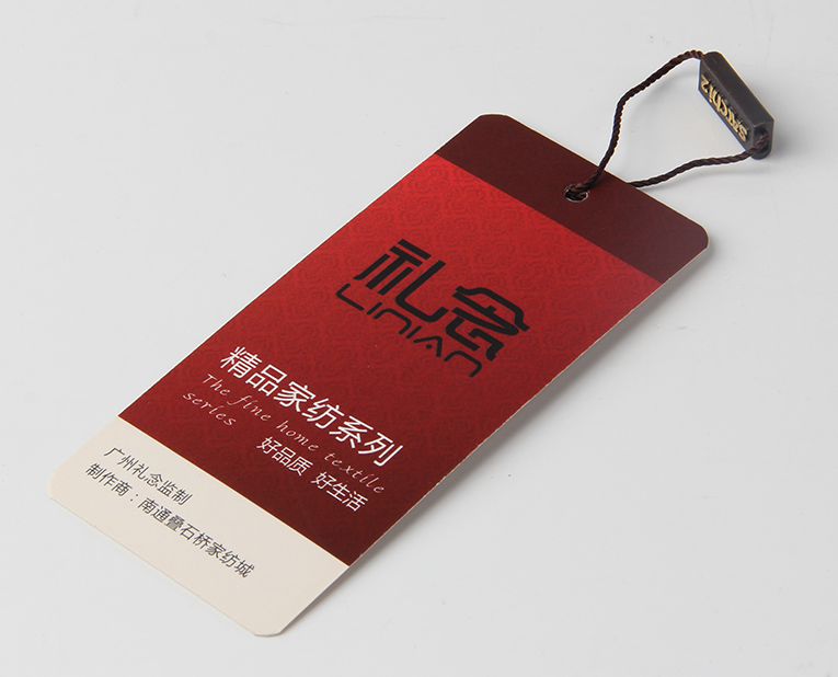 t恤吊牌廠的老師傅急急忙忙買來新的油墨，就是為了透明度